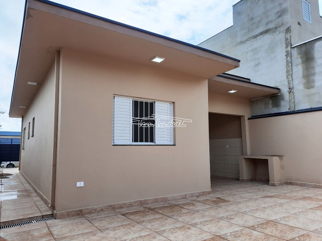 Casa à venda com 2 quartos, 70m² - Foto 11