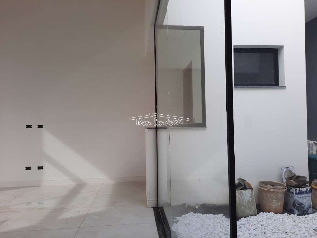 Casa à venda com 3 quartos, 111m² - Foto 5