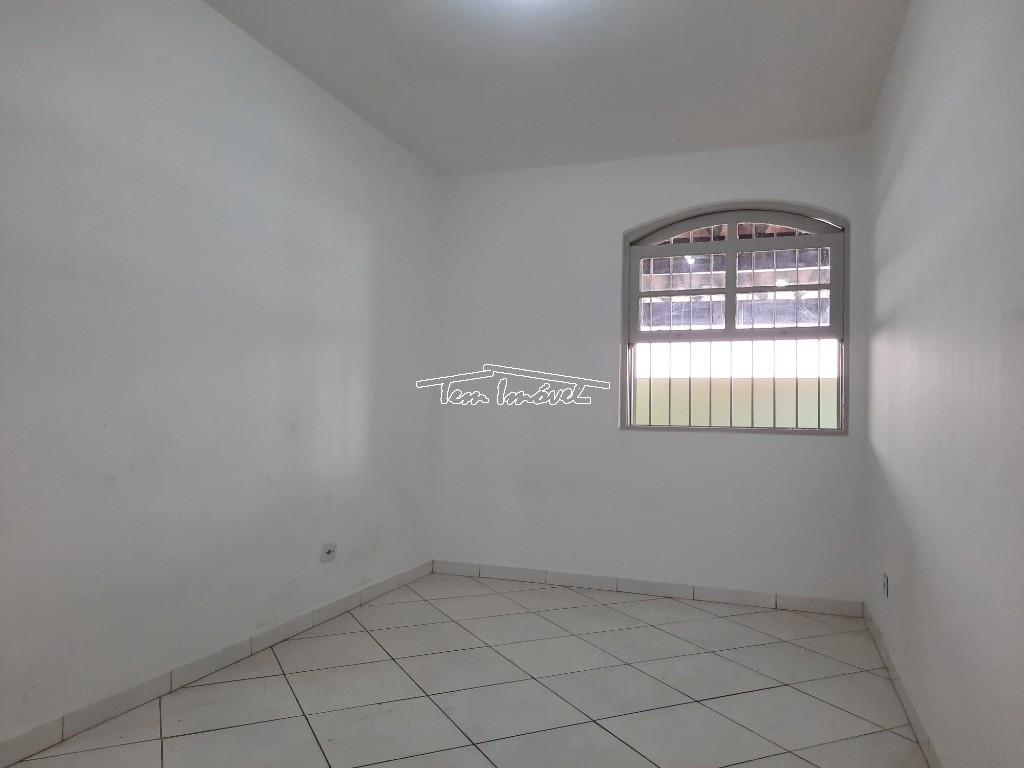 Casa à venda com 3 quartos, 190m² - Foto 17