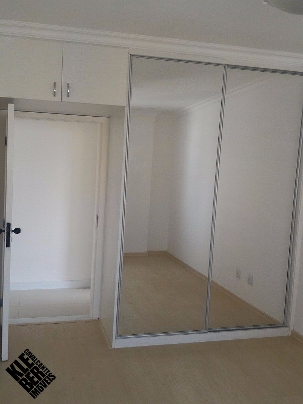 Apartamento à venda com 3 quartos, 115m² - Foto 16