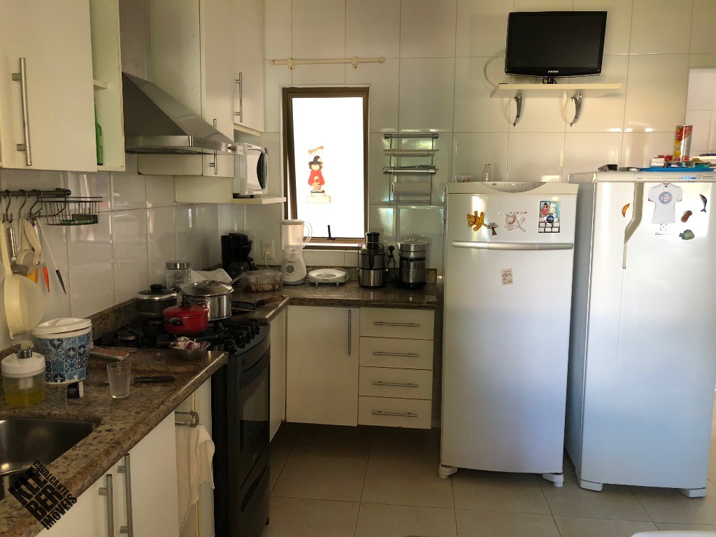 Casa à venda com 4 quartos, 210m² - Foto 10