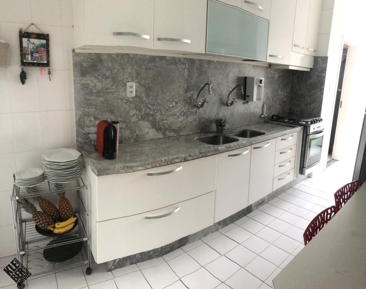 Apartamento à venda com 4 quartos, 197m² - Foto 19