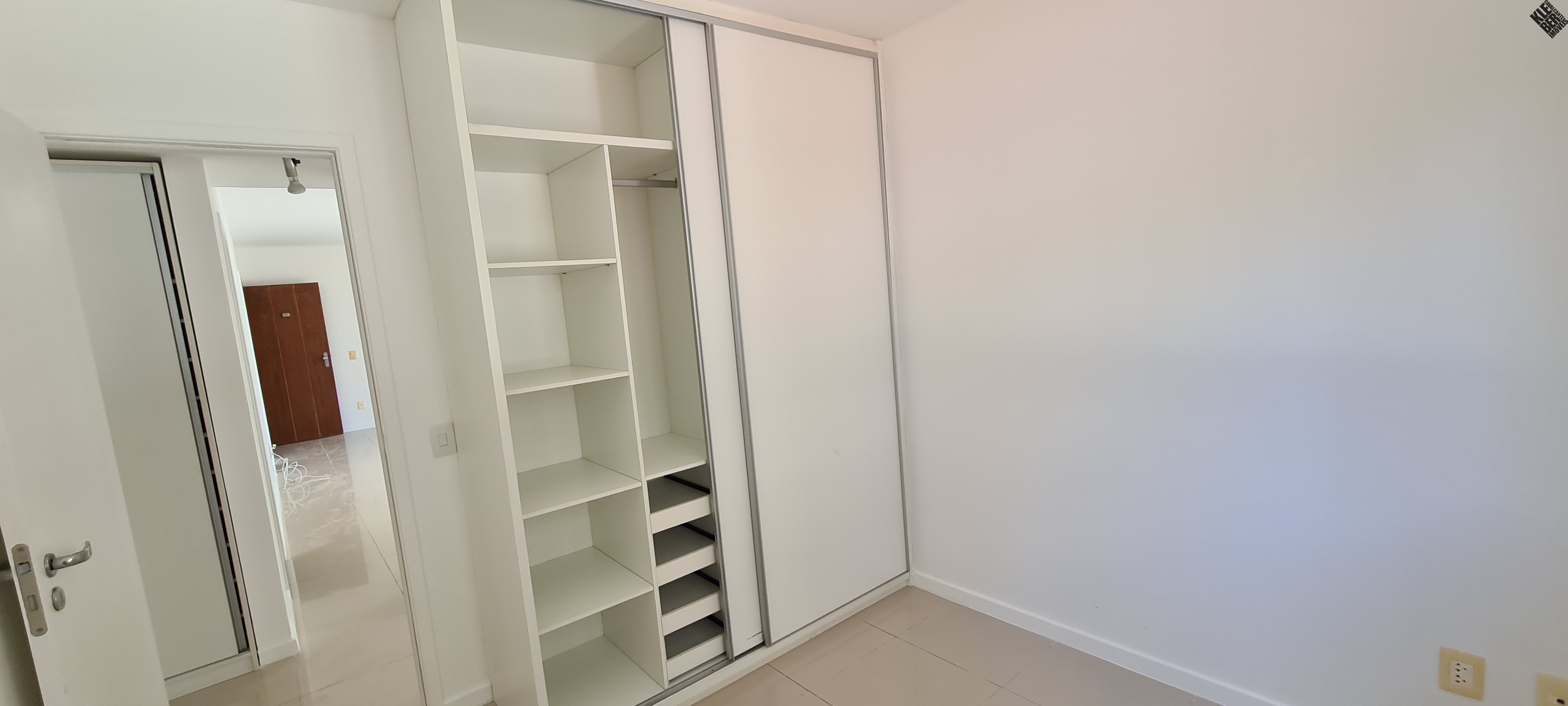 Apartamento para alugar com 3 quartos, 109m² - Foto 27