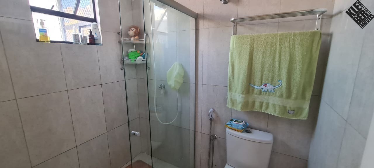 Casa para alugar com 3 quartos, 200m² - Foto 18