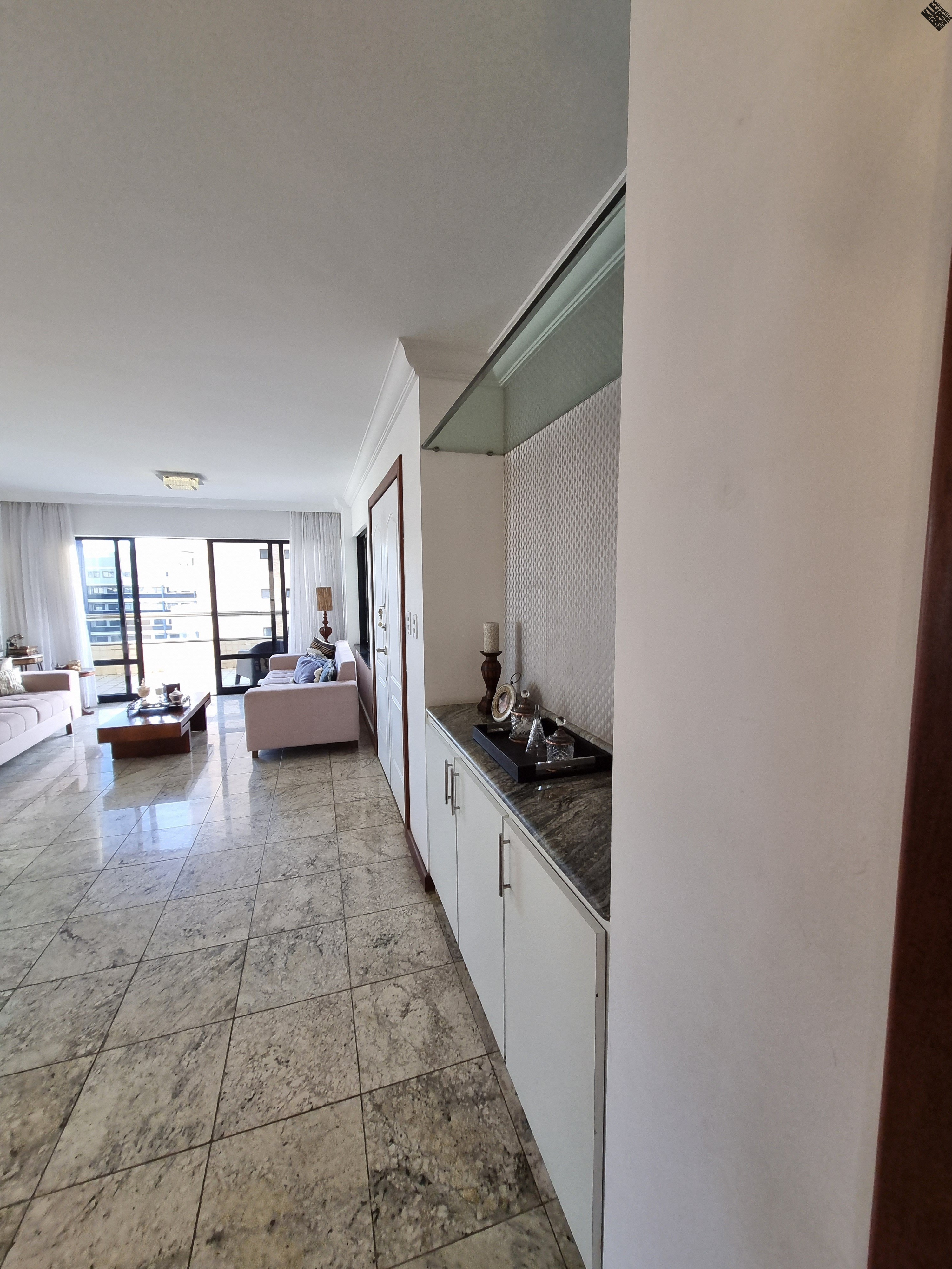 Apartamento à venda com 4 quartos, 214m² - Foto 10