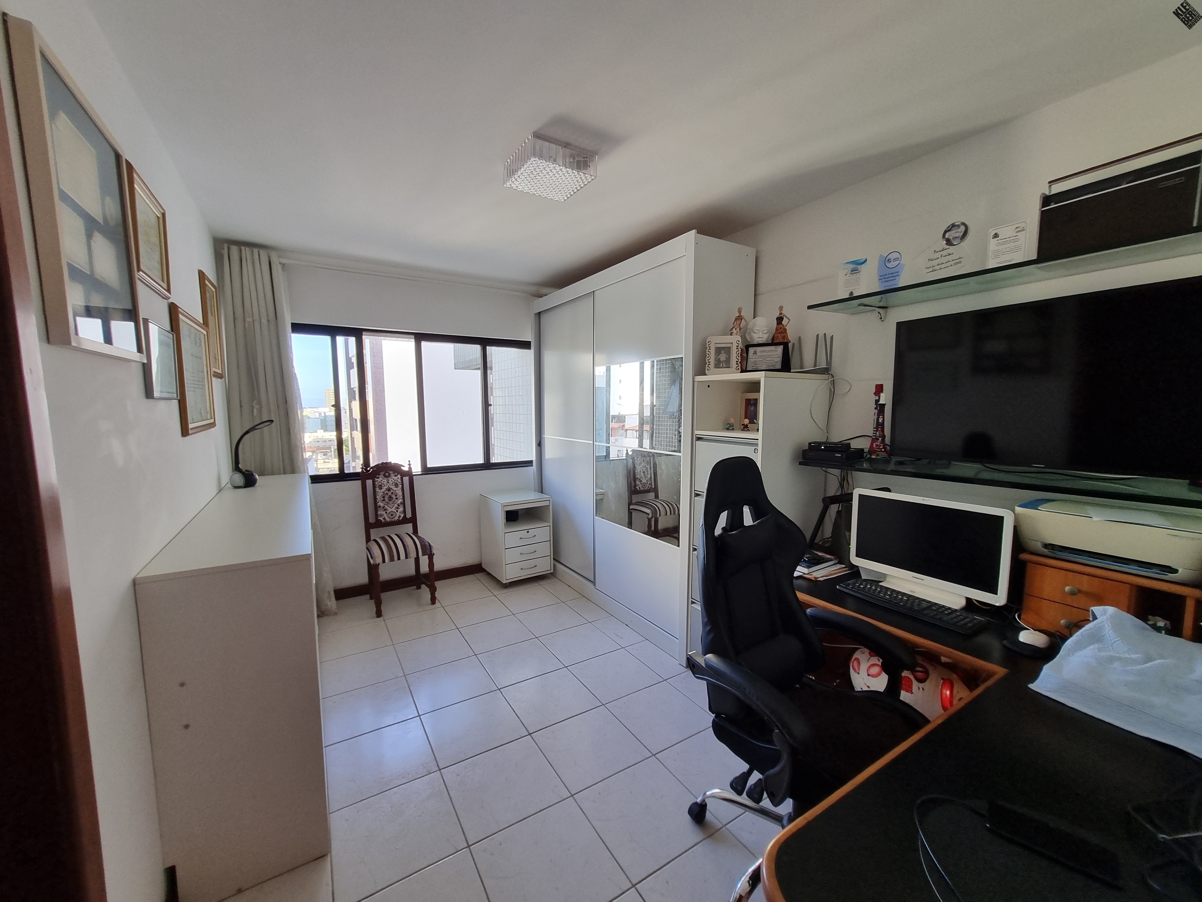 Apartamento à venda com 4 quartos, 214m² - Foto 38