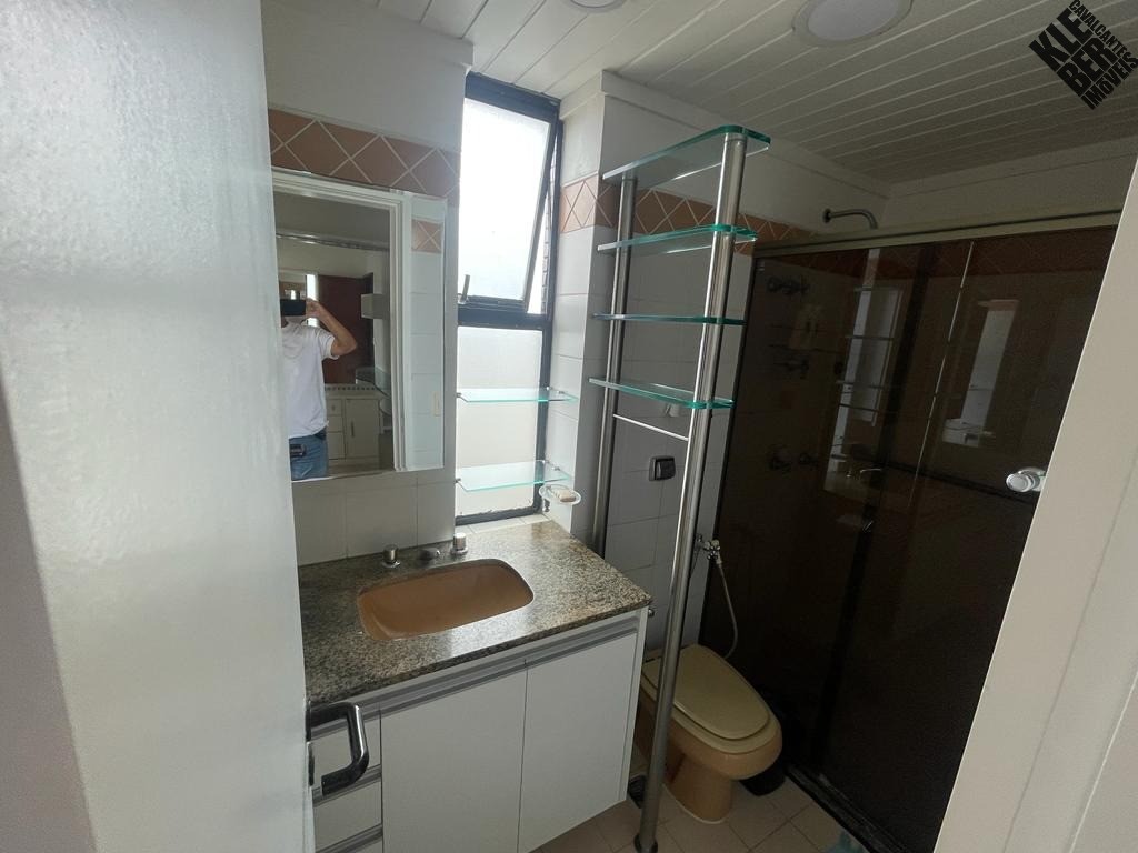 Apartamento à venda com 4 quartos, 166m² - Foto 18