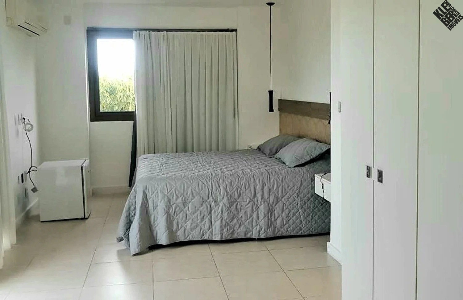 Casa à venda com 4 quartos, 300m² - Foto 17