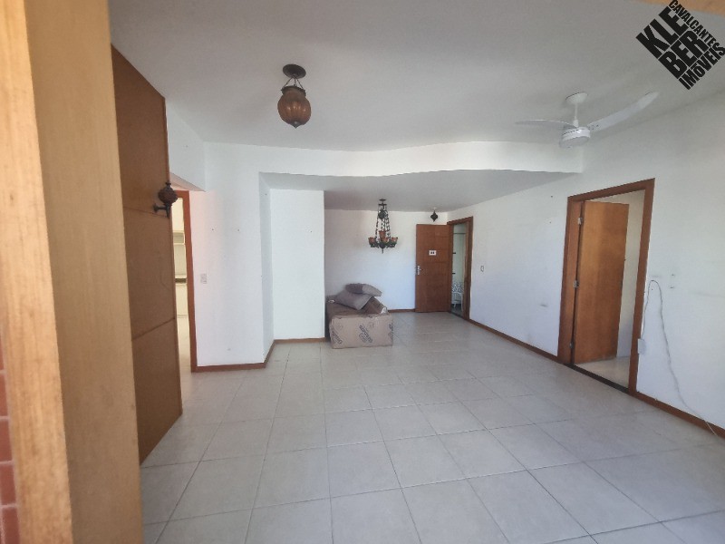 Apartamento para alugar com 2 quartos, 83m² - Foto 5