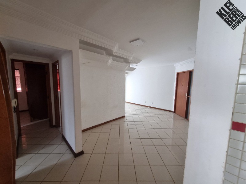 Apartamento à venda com 2 quartos, 80m² - Foto 20