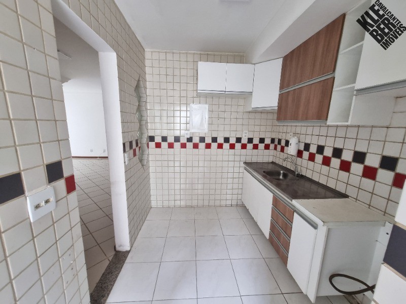 Apartamento à venda com 2 quartos, 80m² - Foto 17