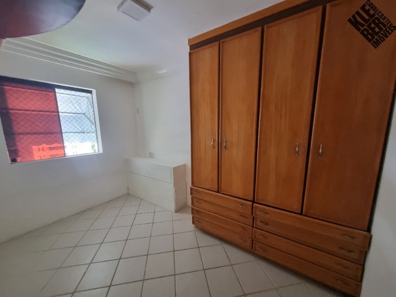 Apartamento à venda com 2 quartos, 80m² - Foto 4