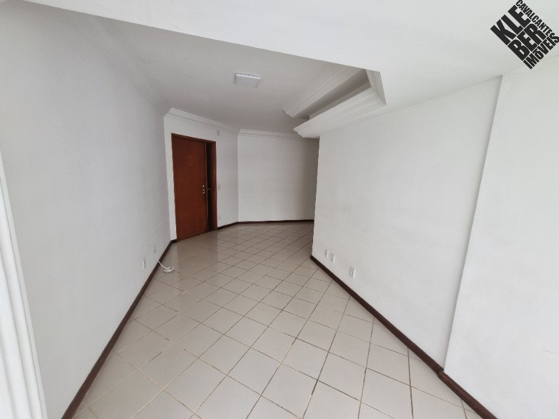 Apartamento à venda com 2 quartos, 80m² - Foto 5