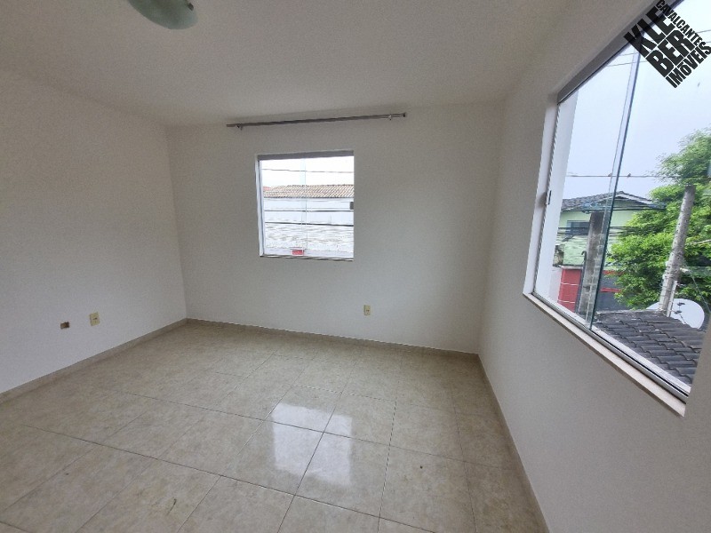 Casa à venda com 3 quartos, 212m² - Foto 12