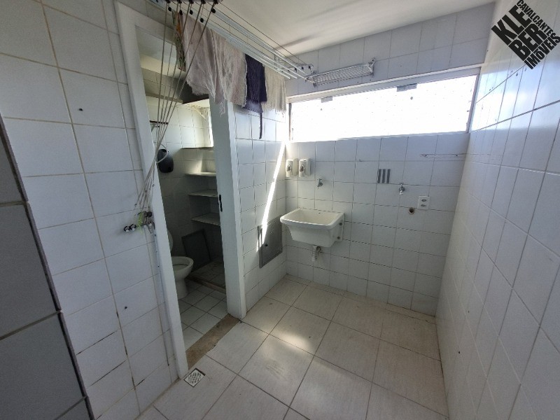 Apartamento à venda com 3 quartos, 156m² - Foto 12