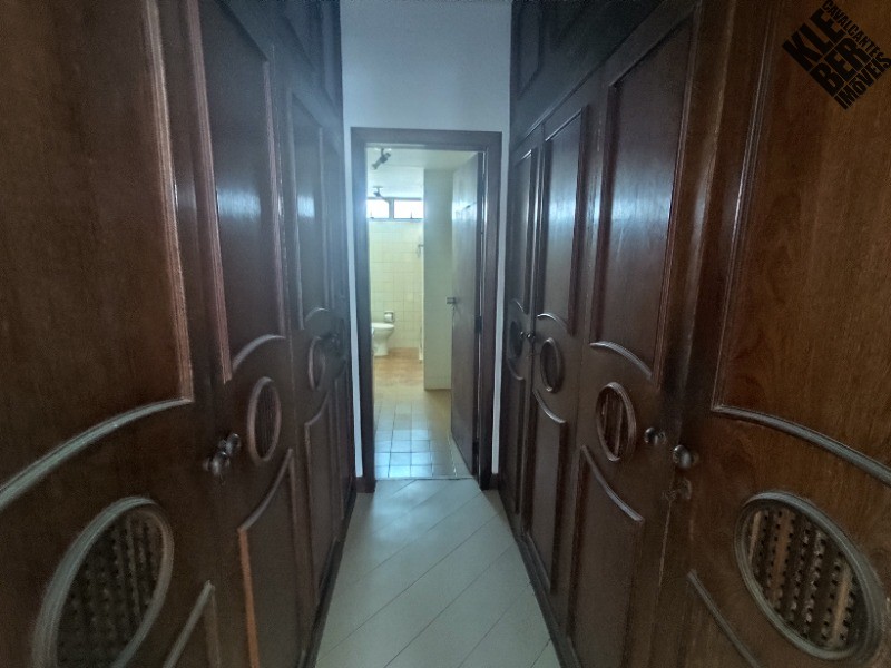 Apartamento à venda com 5 quartos, 250m² - Foto 16