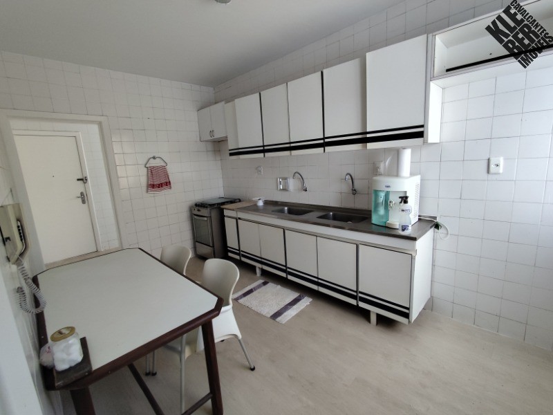 Apartamento à venda com 3 quartos, 137m² - Foto 22