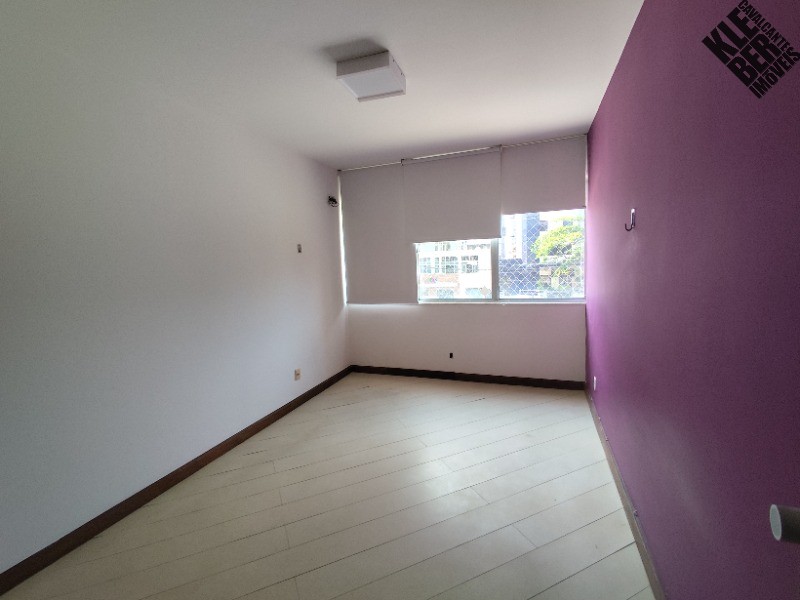 Apartamento à venda com 5 quartos, 250m² - Foto 17