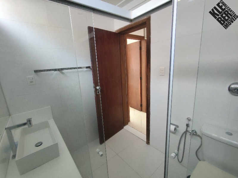 Apartamento à venda com 5 quartos, 250m² - Foto 8