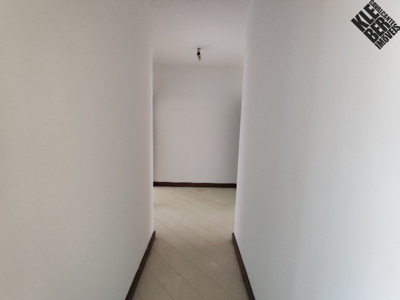 Apartamento à venda com 5 quartos, 250m² - Foto 18