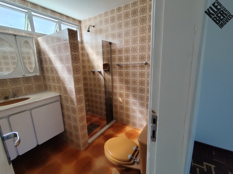 Apartamento à venda com 3 quartos, 137m² - Foto 15