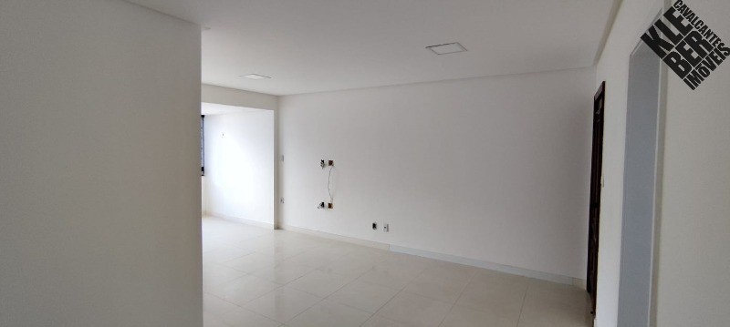 Apartamento à venda com 3 quartos, 115m² - Foto 20