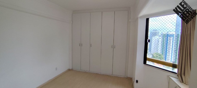 Apartamento à venda com 3 quartos, 115m² - Foto 18