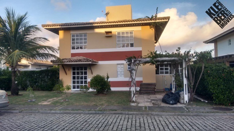 Casa de Condomínio à venda com 4 quartos, 220m² - Foto 2