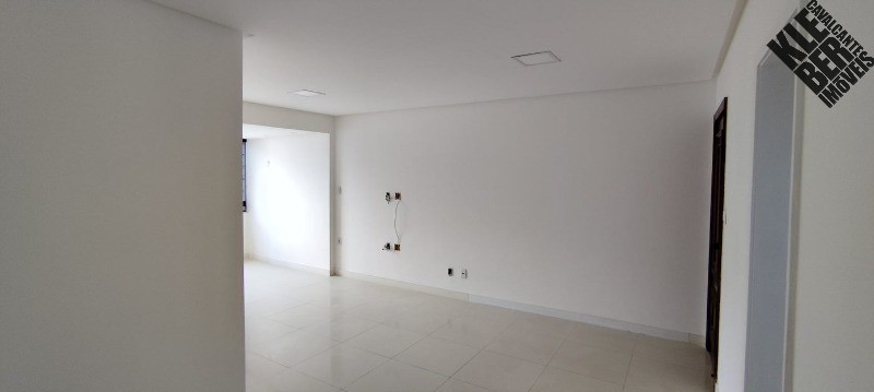 Apartamento à venda com 3 quartos, 115m² - Foto 22