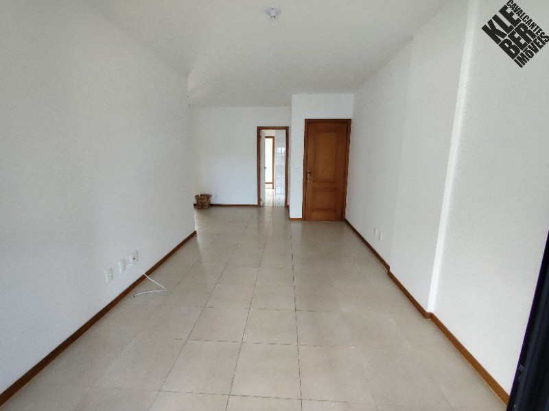 Apartamento para alugar com 3 quartos, 114m² - Foto 6