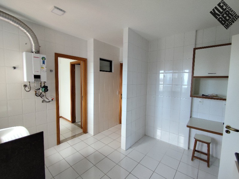 Apartamento para alugar com 3 quartos, 114m² - Foto 9