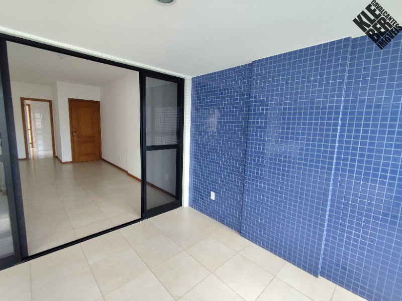 Apartamento para alugar com 3 quartos, 114m² - Foto 4