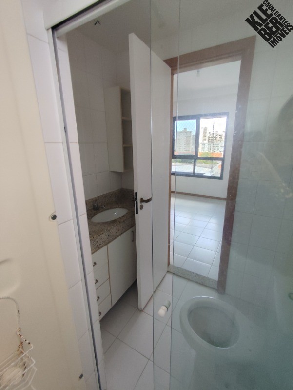 Apartamento para alugar com 3 quartos, 114m² - Foto 18