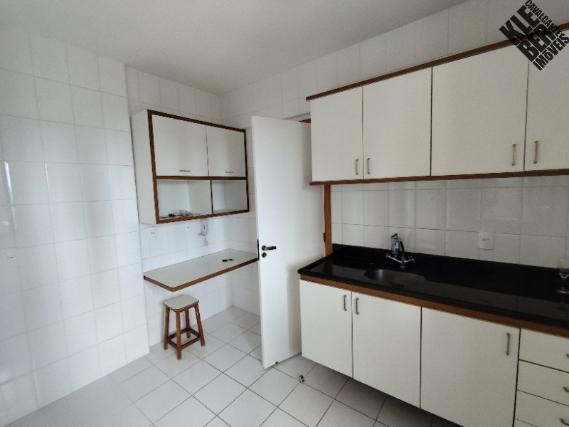 Apartamento para alugar com 3 quartos, 114m² - Foto 10