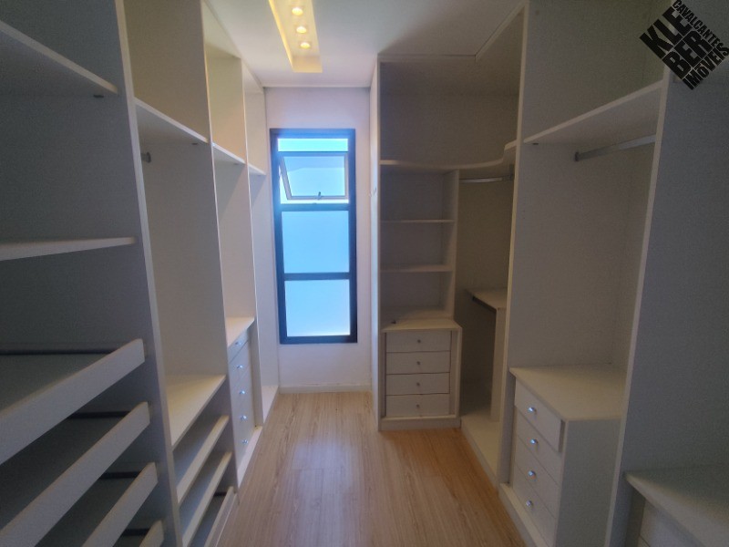 Apartamento à venda com 4 quartos, 145m² - Foto 17