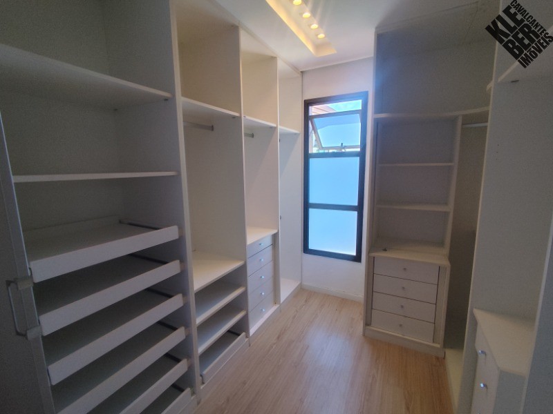 Apartamento à venda com 4 quartos, 145m² - Foto 9