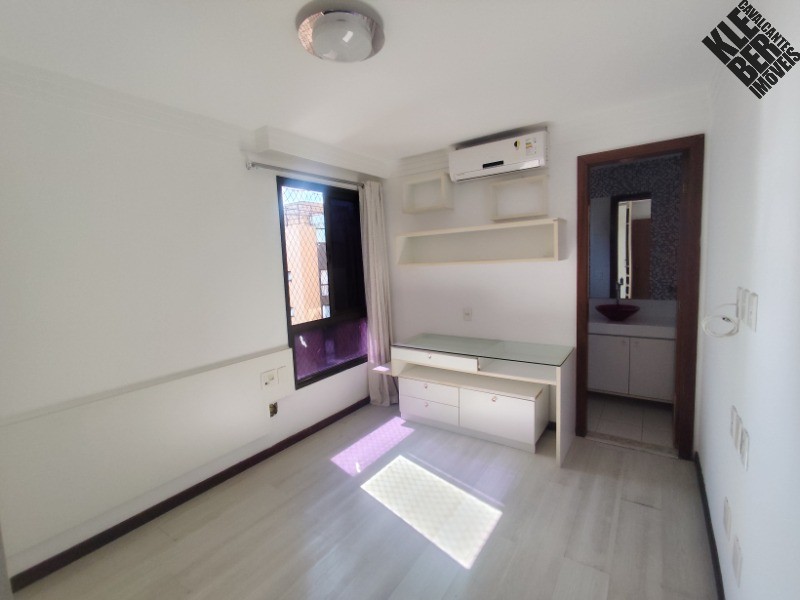 Apartamento à venda com 4 quartos, 145m² - Foto 21