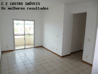 Apartamento à venda com 3 quartos, 73m² - Foto 2