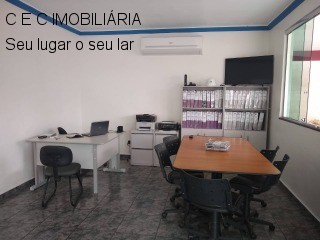 Casa à venda com 3 quartos, 180m² - Foto 2