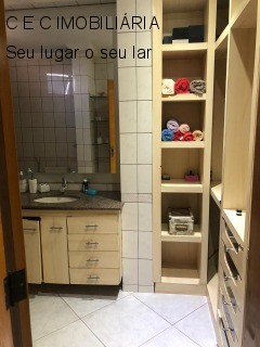 Apartamento à venda com 3 quartos, 140m² - Foto 3