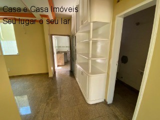 Casa à venda com 5 quartos, 200m² - Foto 8