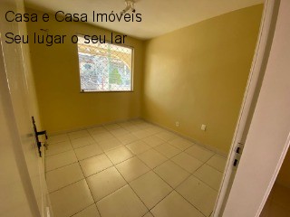 Casa à venda com 5 quartos, 200m² - Foto 13