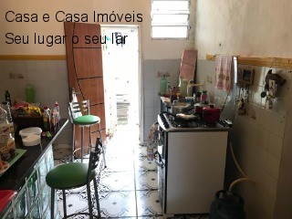 Casa à venda com 2 quartos, 50m² - Foto 5