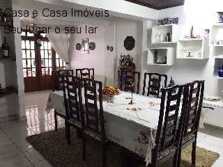 Casa à venda com 5 quartos, 289m² - Foto 1