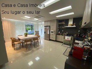 Casa de Condomínio à venda com 4 quartos, 650m² - Foto 9