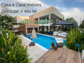 Casa de Condomínio à venda com 4 quartos, 650m² - Foto 1