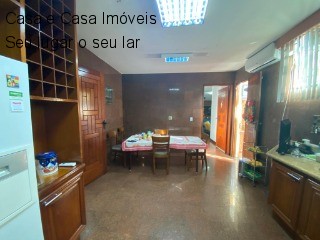 Casa à venda com 6 quartos, 2850m² - Foto 9