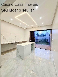 Casa à venda com 3 quartos, 20m² - Foto 4