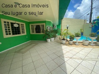 Casa à venda com 4 quartos, 300m² - Foto 3