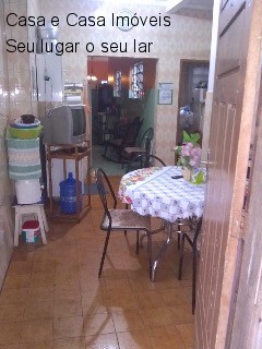 Casa à venda e aluguel com 4 quartos, 180m² - Foto 4